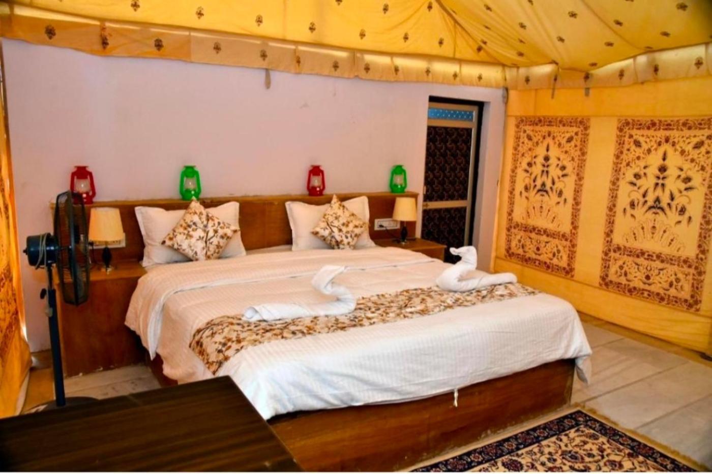 The Saffron Desert Camp Jaisalmer Exterior foto
